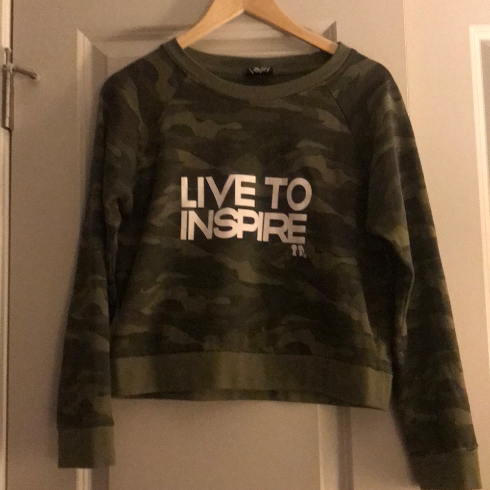 Sweatshirt